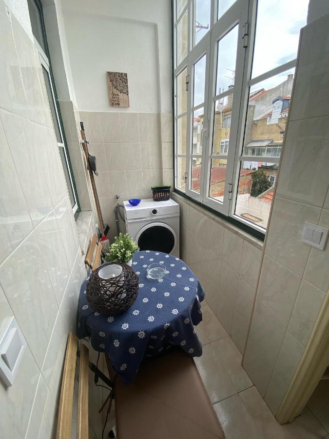 Appartement Pedro Surf Shelter à Lisboa Extérieur photo